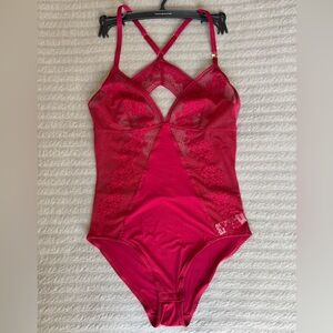 NWT Tommy Hilfiger Lace Bodysuit | Red | Cross Back | Snap Closure | Size S
